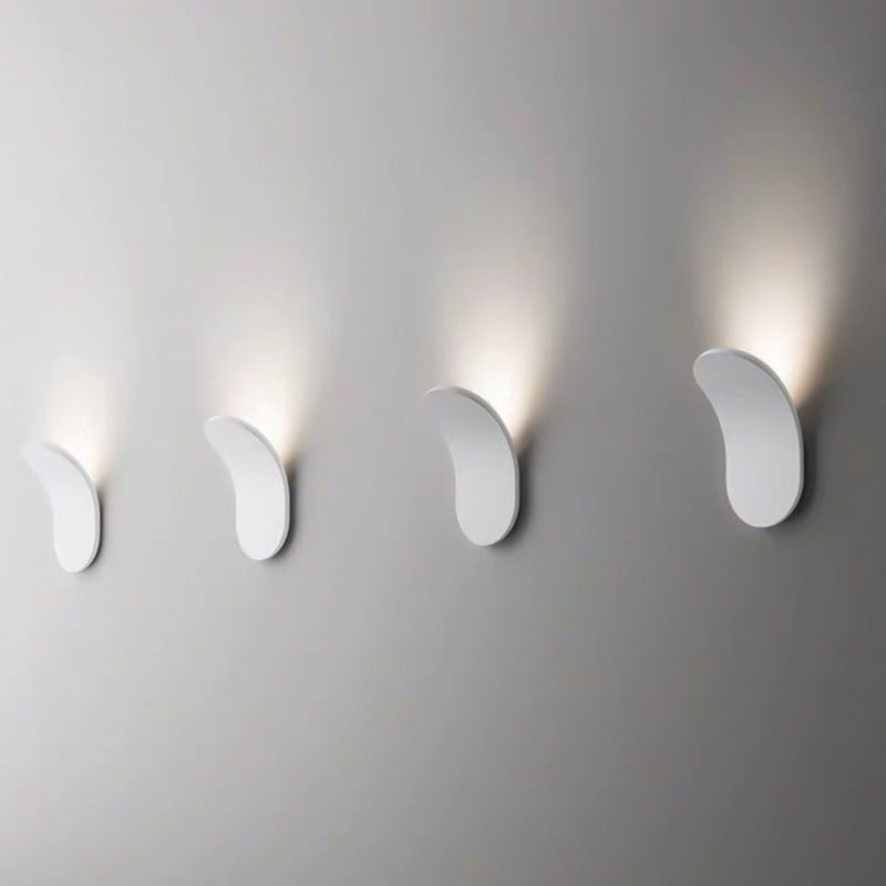 Nordic Exquisite Modern Art Wall Lamp Light