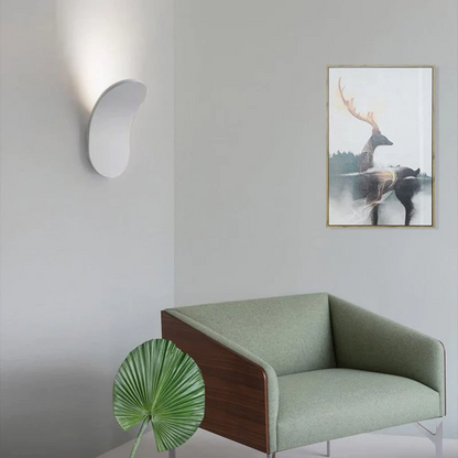 Nordic Exquisite Modern Art Wall Lamp Light